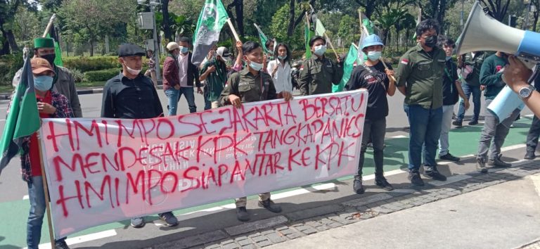 Gelar Aksi, HMI MPO Jakarta desak KPK usut Anies dan Bubarkan TGUPP