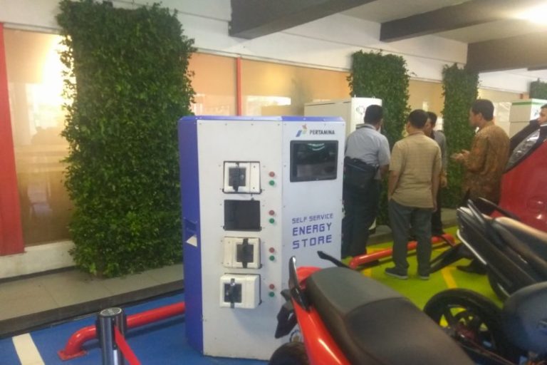 Dukung Energi Bersih, Pertamina Siap Kembangkan SPKLU Fas Charging Bandara Soetta
