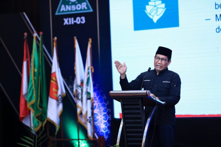 Mendes beri Penghargaan Delapan Pemuda Penggerak Desa di Kabupaten Sidoarjo