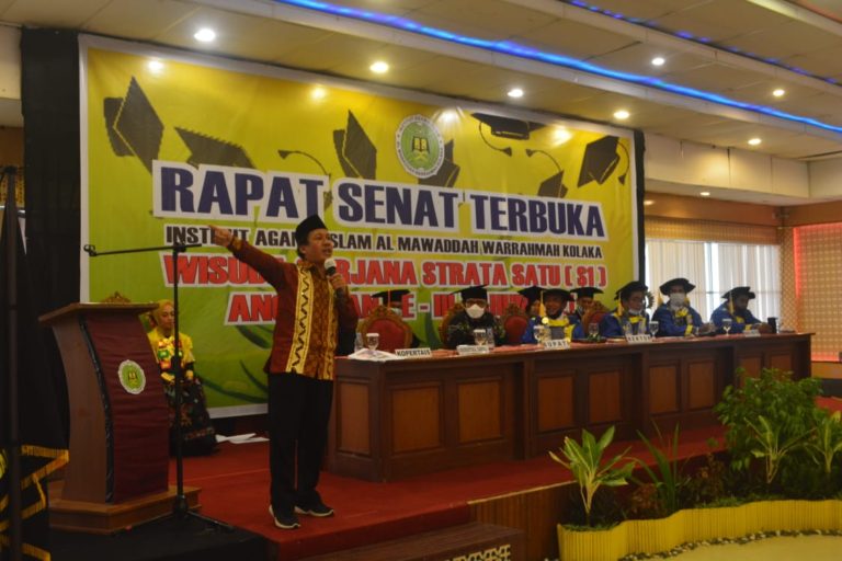 IAI Al Mawaddah Warahmah Kolaka Wisuda 55 Sarjana