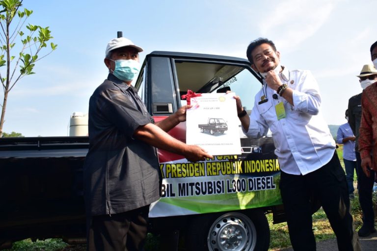 Petani Kabupaten Malang Terima Bantuan dari Presiden