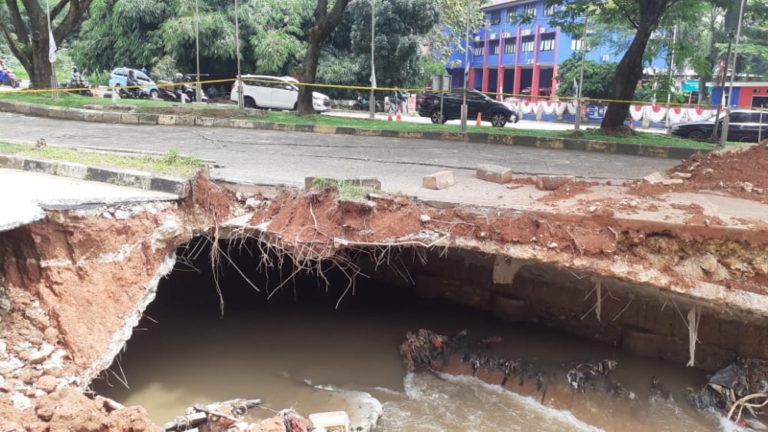 Dianggarkan Rp 7 Miliar, Pengerjaan Jalan Ambles di GDC Depok Dimulai Juli 2021