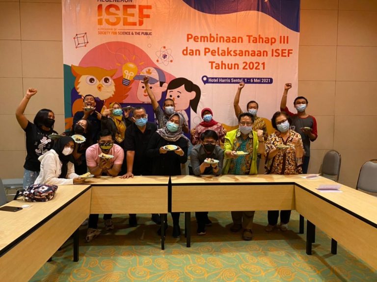 Dua Penelitian Karya Siswa Indonesia Raih Tiga Award Pada ISEF 2021