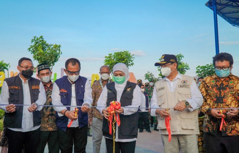 Khofifah Resmikan Zona KIP di Desa Wisata Nangkula Park