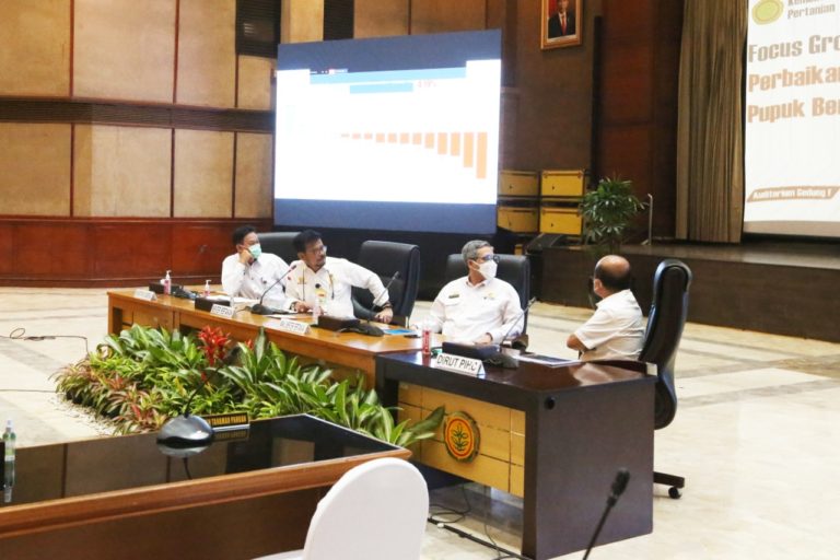 Mentan Syahrul Minta Pengawasan Distribusi Pupuk Diperketat