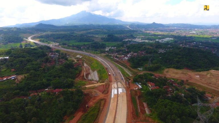 Kementerian PUPR Targetkan Jalan Tol Cisumdawu Rampung Akhir 2021