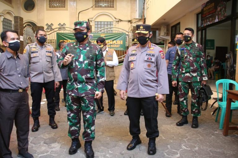 Panglima TNI: Nakes adalah Kesatria Negara untuk Melawan Covid-19