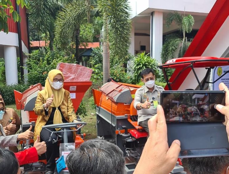 Dukung Regenerasi Petani, Mentan SYL Bantu Alsin dan Program Pertanian di Unhas
