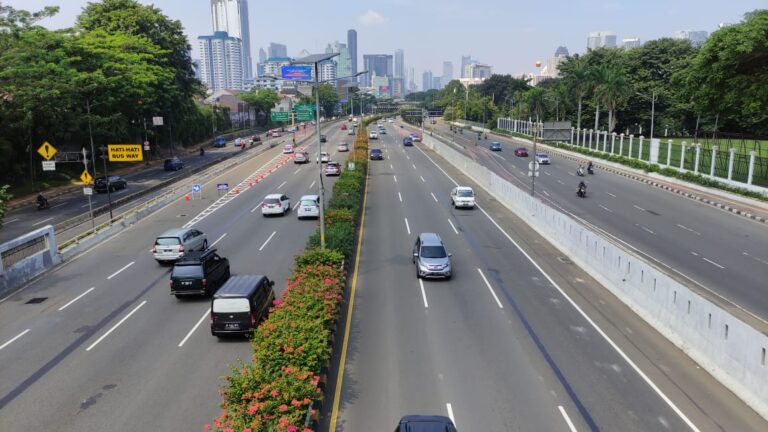Volume Lalu Lintas Turun 40 Persen di Empat Gerbang Tol Utama Selama PPKM Darurat