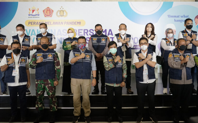 Kadin Indonesia dan TNI-Polri Deklarasi Gerakan Perang Melawan Pandemi