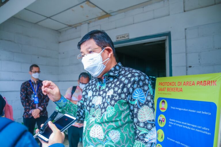 Masuk Kategori Krtikal, Produksi Industri Pestisida dan Keramik Tetap Dijaga