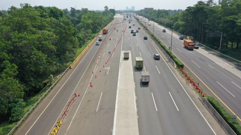 Ex GT Cimanggis Utama Jalan Tol Jagorawi Kini Jadi Lajur Utama