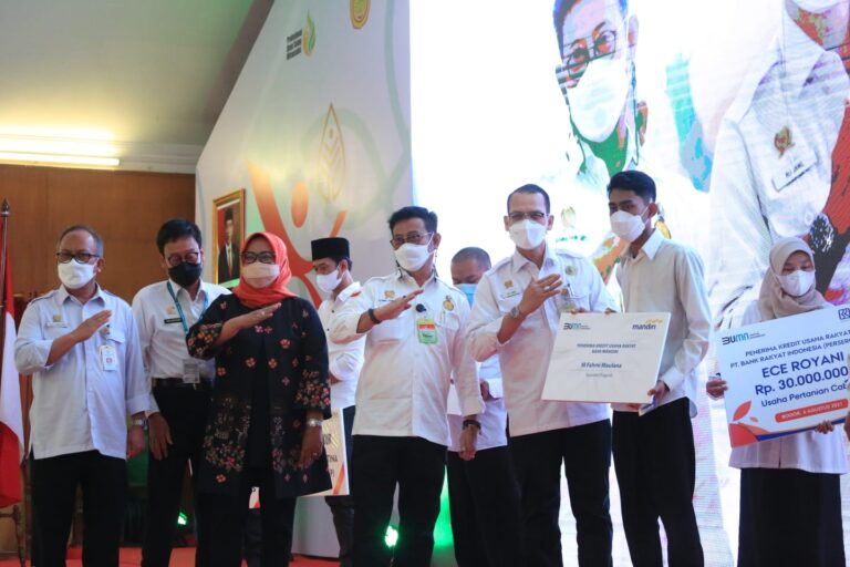 Dibuka Jokowi, Mentan Cetak 2.000 Petani Milenial dan Andalan Nasional