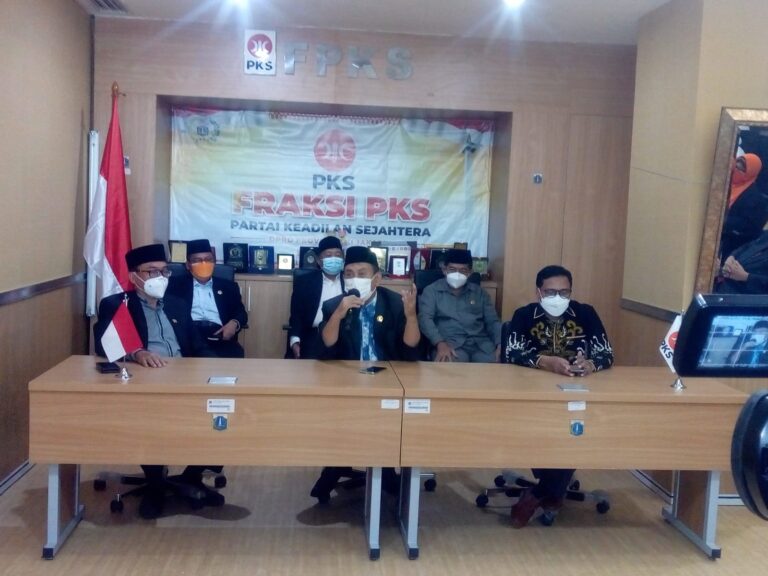 Ketimbang Ribut Interpelasi, PKS Ajak DPRD DKI Fokus Sejahterakan Rakyat