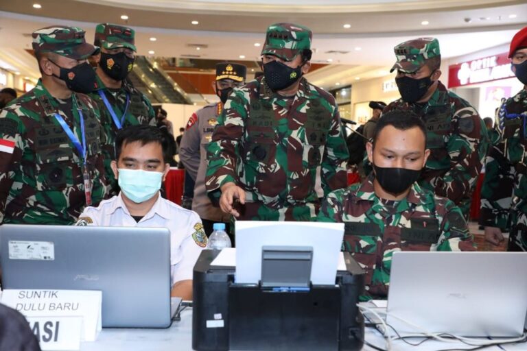 Kasus Covid-19 Menurun, Panglima TNI: Jangan Lengah!