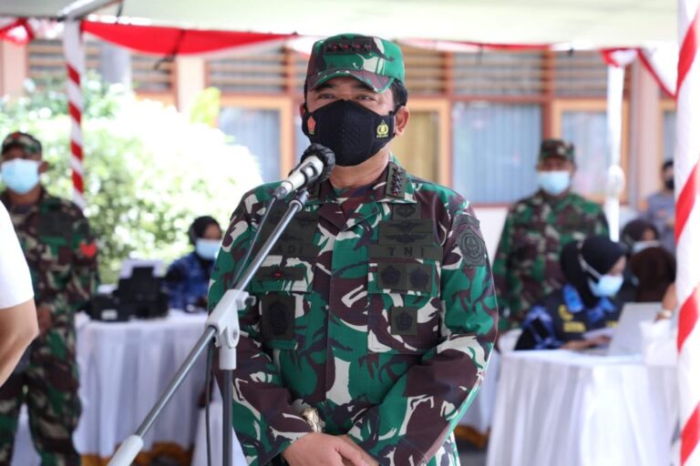 Panglima TNI: Lanjutkan Terus Vaksinasi Guna Membentuk Kekebalan Komunal