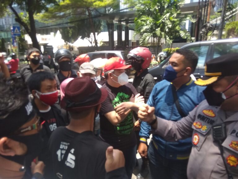 Demo Tolak Formula E di Gedung DPRD DKI Ricuh, Ini Kronologisnya