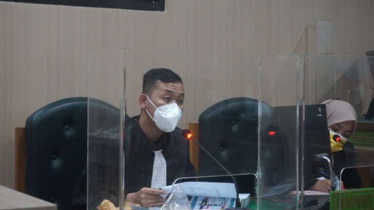 Sidang Kasus Hoaks Babi Ngepet di Depok, Jaksa: Terdakwa Perintahkan 4 Orang Telanjang Bulat