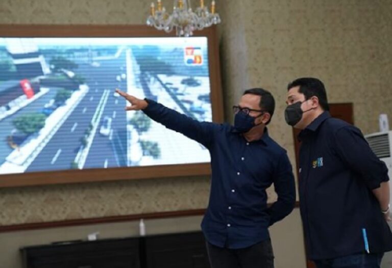 Erick Sumbang Alkes dan Oxygen Concentrator untuk Warga Bogor