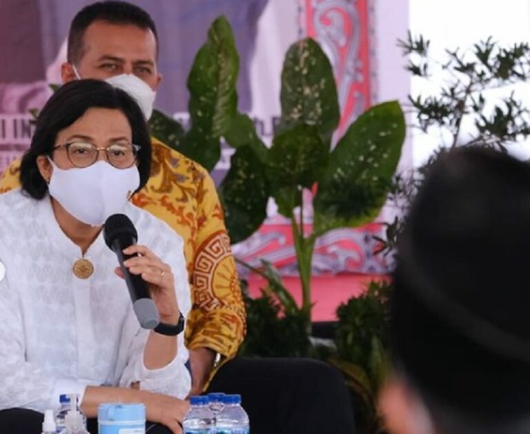 Sri Mulyani Saksikan 1 Juta PKL Medan Terima Bantuan Tunai Rp1,2 T