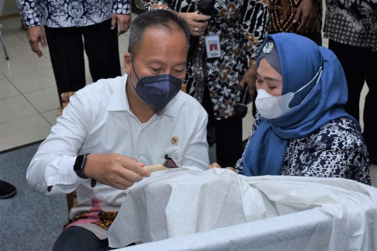 Kemenperin: Ekspor Industri Batik Tembus USD 533 Juta