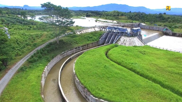 Kementerian PUPR Targetkan Jaringan Irigasi Jambo Aye Rampung Tahun 2022
