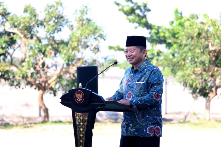 Tinjau Gedung SBSN UIN Tulungagung, Soeharso kenang Kejayaan Cendikiawan Muslim