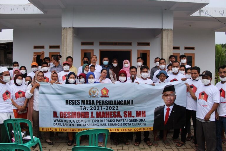 Curhat ke Desmond Mahesa, Petani di Serang Ngeluh Harga Pupuk Mahal