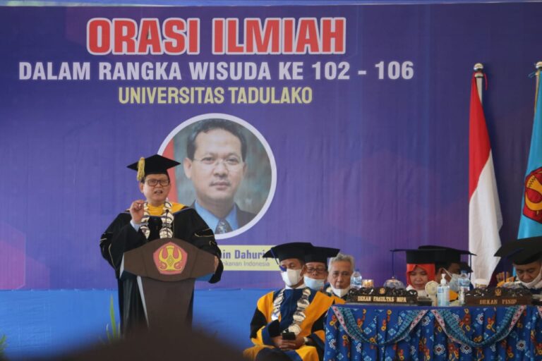 Pidato Ilmiah Wisuda Untad, Prof Rokhmin paparkan Kunci Sukses Alumni PT