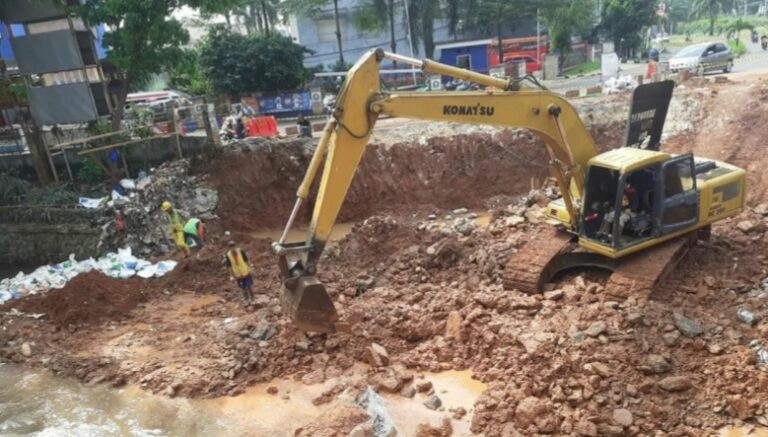 Kejar Target, Pembangunan Jembatan GDC Masuki Tahap Abutmen