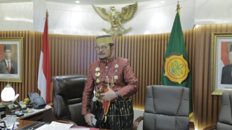 Produkusi dan NTP Naik Secara Konsisten, Guru Besar Unhas Nilai Mentan SYL Adalah Pamong dan Birokrat Sukses
