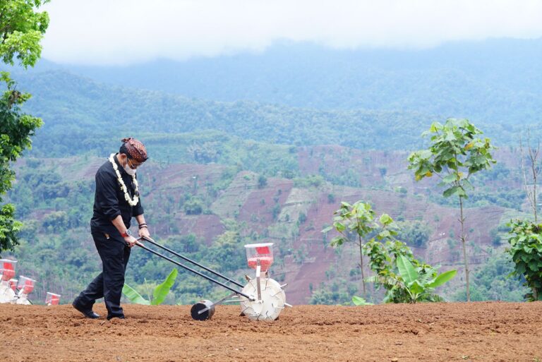 Di Garut, Mentan Ajak Pemimpin Daerah Maksimalkan Lahan Pertanian
