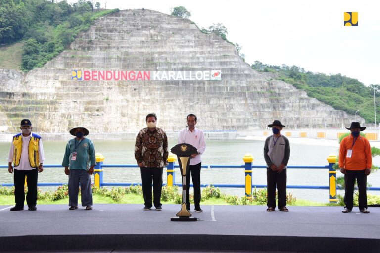 Resmikan Bendungan Multifungsi Karalloe, Jokowi berharap Petani Bisa Tanam Padi Dua Kali