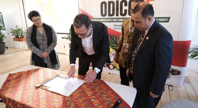 Indonesia-Denmark Teken Kontrak Dagang Komoditas Pertanian Senilai 94,4 Miliar