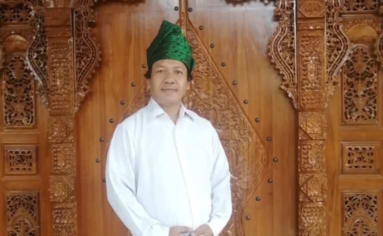 S3 Birokrasiku Cerita dari Balik Meja