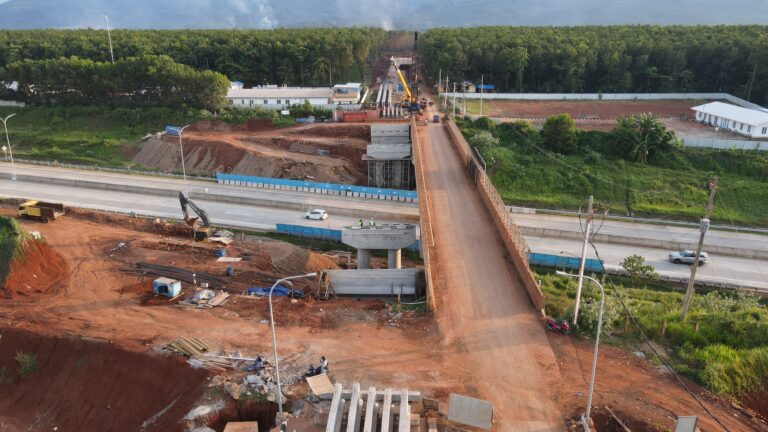 PT JSB Amankan Lalin di Sekitar Proyek Erection Girder Tol Batang-Semarang