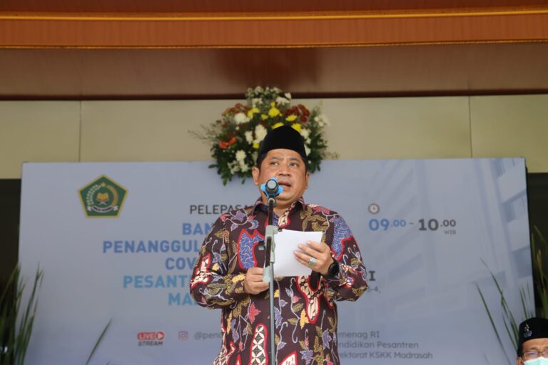 Kemenag Salurkan Bantuan untuk 1.000 Pesantren dan 269 Madrasah