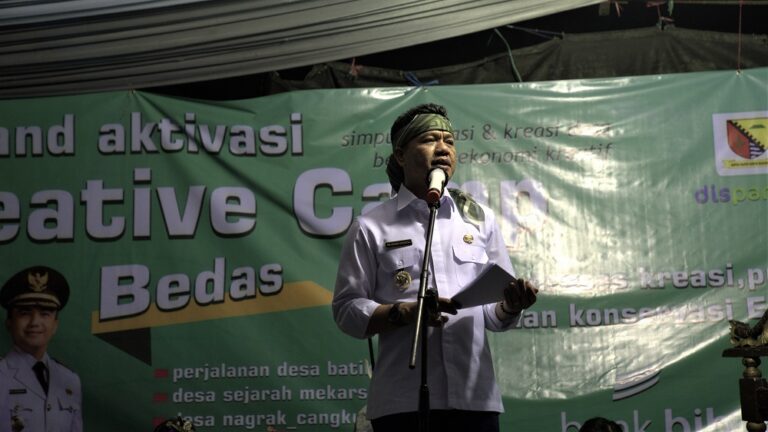 Pemkab Bandung Dorong Buah Batu jadi Desa Batik