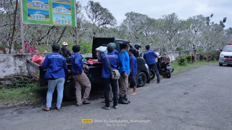 Lumajang Idea sisir Rumah Warga salurkan Bantuan Korban Erupsi Gunung Semeru