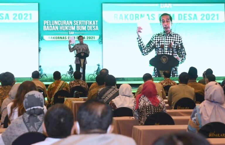Jokowi Ingatkan Dana Desa Harus Dikelola Hati-hati