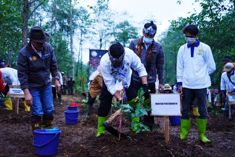 Di Bandung, Mentan SYL Dorong Petani Kopi Tingkatkan Produksi