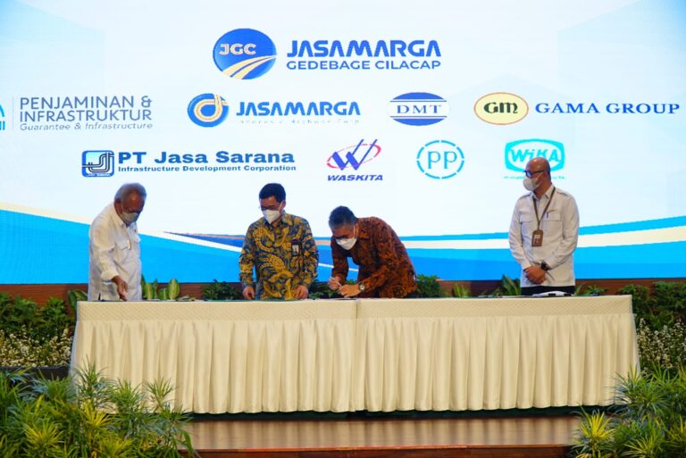 Konsorsium BUMN-Swasta Teken PPJT dan Perjanjian Penjaminan Proyek Jalan Tol Gedebage-Tasikmalaya-Cilacap