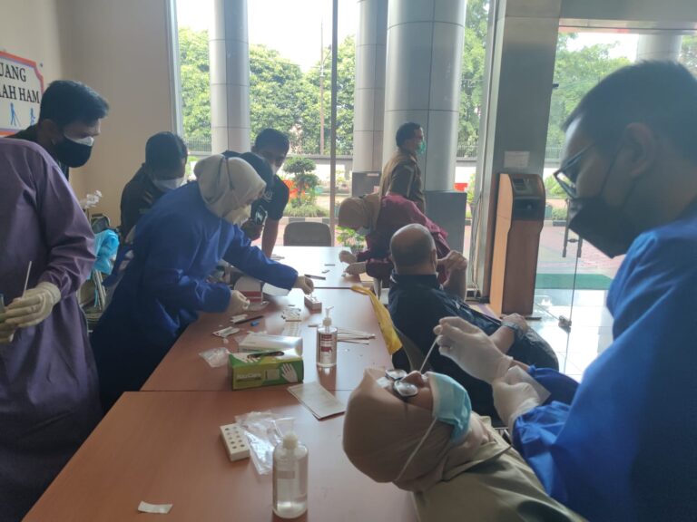 Kasus Covid-19 Meningkat, Kejari Jaksel Gelar Swab Antigen