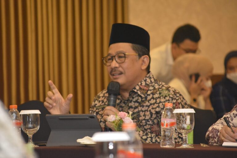 MUI: Besaran BPIH Tahun 2024 untuk Jemaah Reguler Cukup Proporsional MUI: Besaran BPIH Tahun 2024 untuk Jemaah Reguler Cukup Proporsional