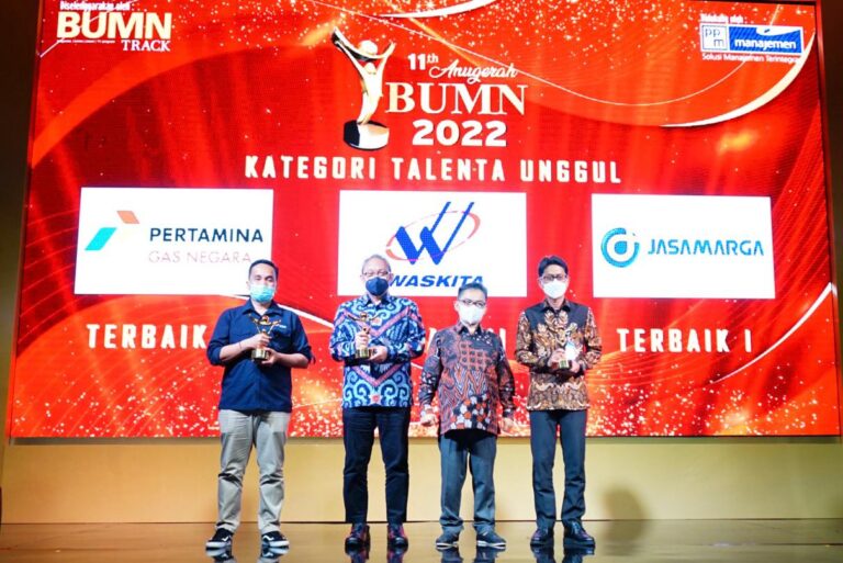 Jasa Marga Raih Peringkat Terbaik Pertama Kategori Pengembangan Talenta Unggul di Anugerah BUMN 2022