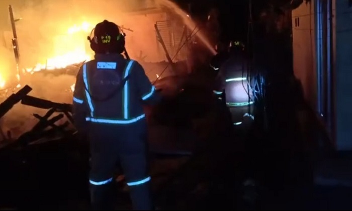 Satu Rumah Warga di Beji Depok Ludes Terbakar