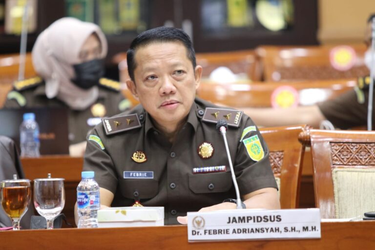 Di Hadapan Komisi III, Jampidsus Jelaskan Pemulihan Kerugian Uang Negara