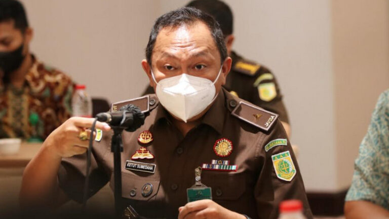 Eks Direktur Keuangan PT Krakatau Steel Diperiksa Kejagung