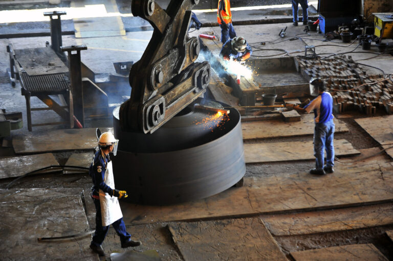 Jampidsus Naikkan Kasus Proyek PT Krakatau Steel ke Penyidikan