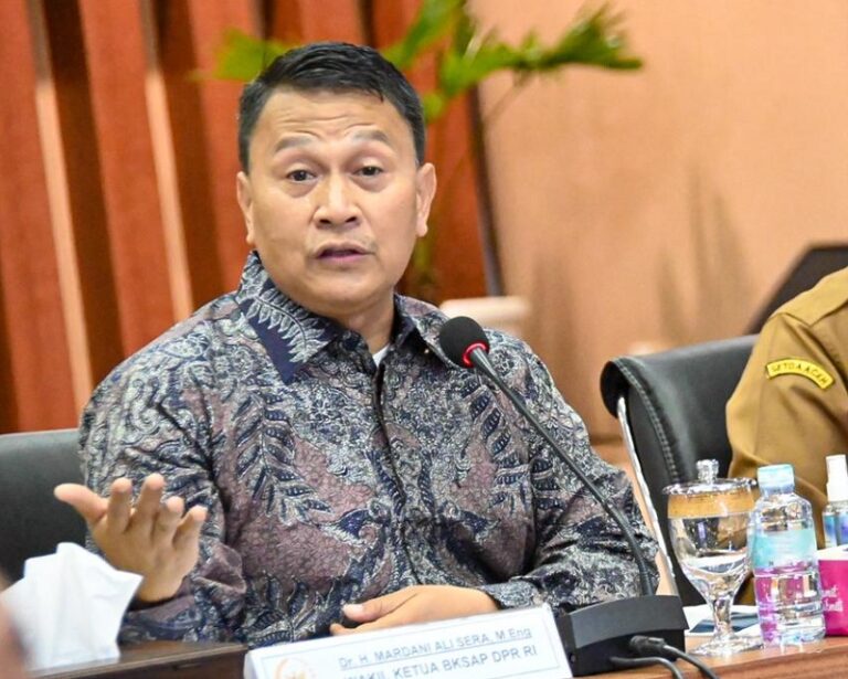 Kelas Menengah Turun, Mardani Dorong Regulasi ‘Bahagiakan’ Warga Agar Kembangkan Ekonomi Rakyat